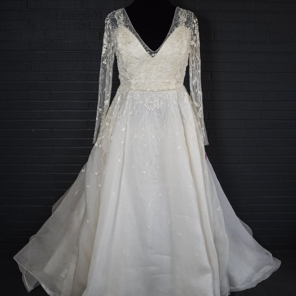 Rebecca‎ Schoneveld Wedding Gown  Size 22